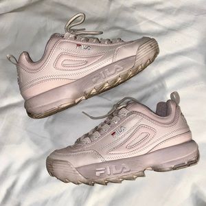 Pink Fila disruptors size 8 in women’s!
